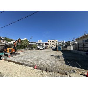 駐車場・コンクリート流す前